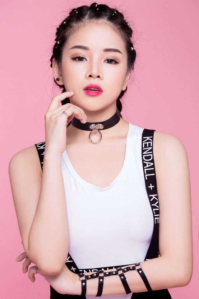tieu-su-DJ-Mie-19-683x1024